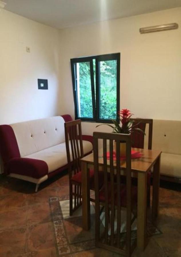 Villa Lutovac Budva Exteriör bild