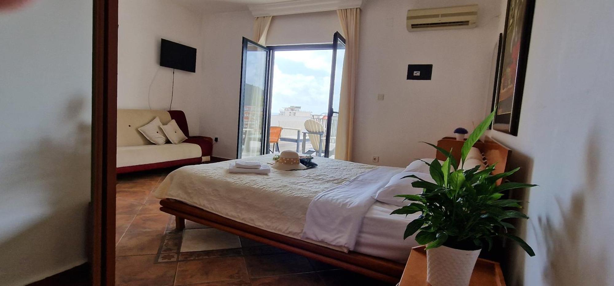 Villa Lutovac Budva Exteriör bild